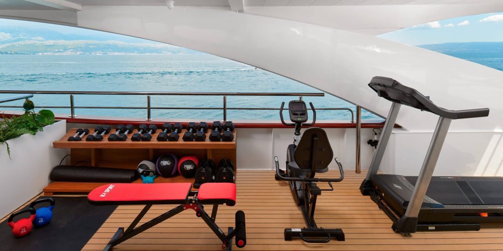 13.-OHANA-Gym-Sun-deck-scaled