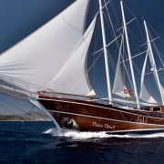 How to charter a gulet