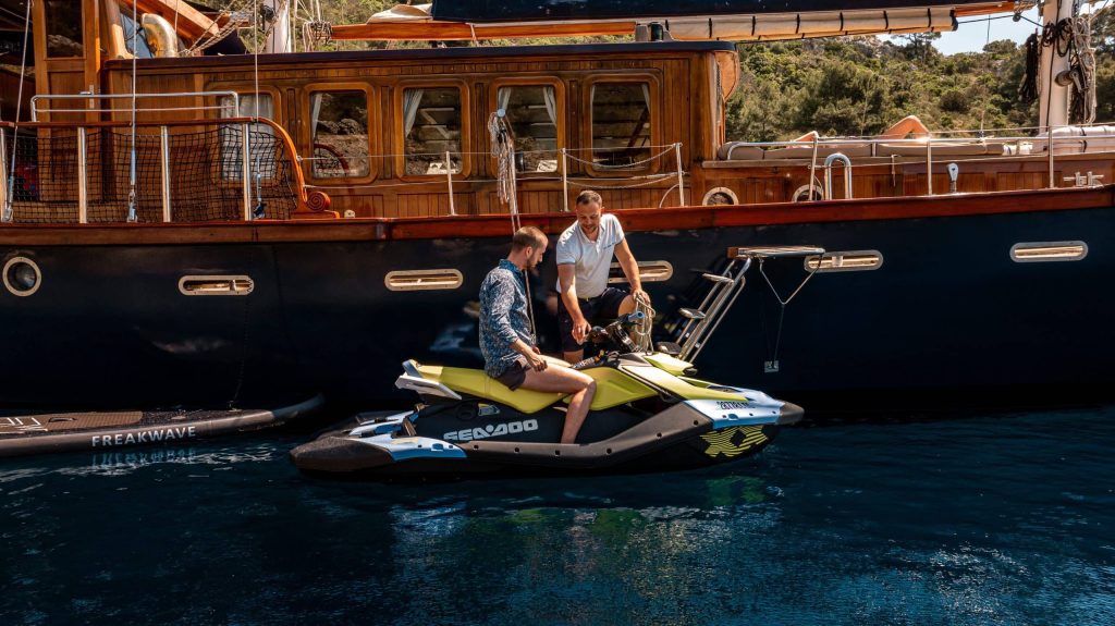 SMART-SPIRIT-WATERSPORTS-20253-1-1-scaled